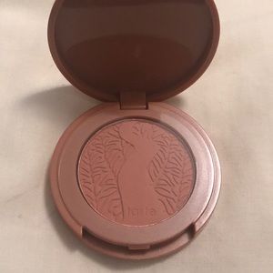 Tarte “12 Hour Amazonian Clay Blush” Feisty